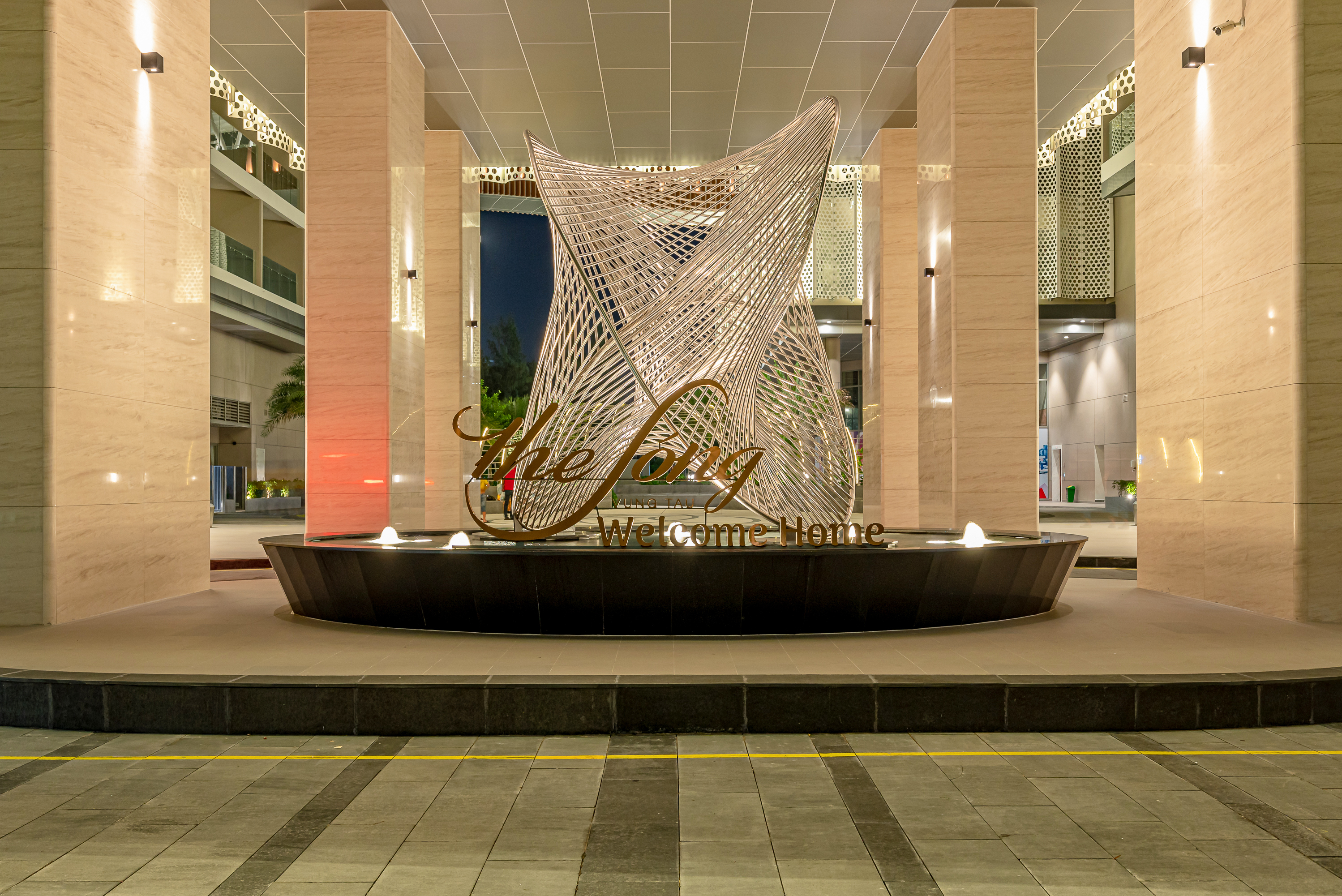 THP_8000.jpg