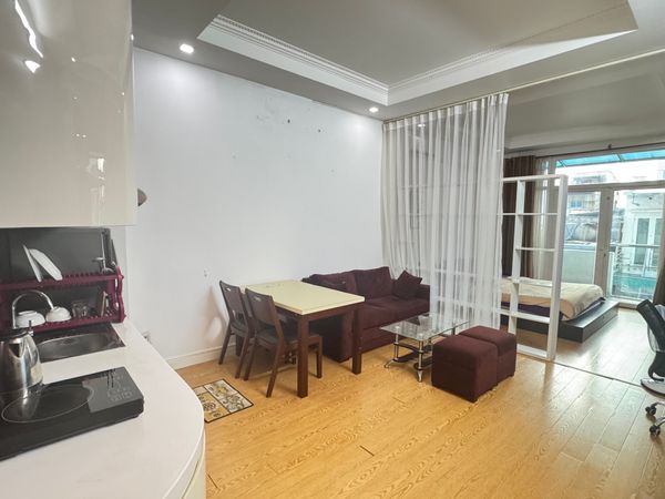 100/12 Nguyễn Đình Chiểu