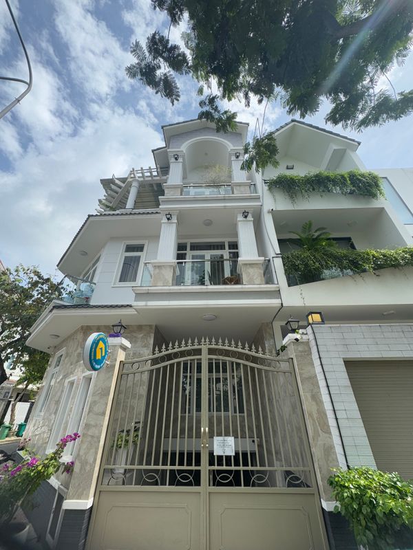 LynhApartment Kdc Ven Sông Tân Phong